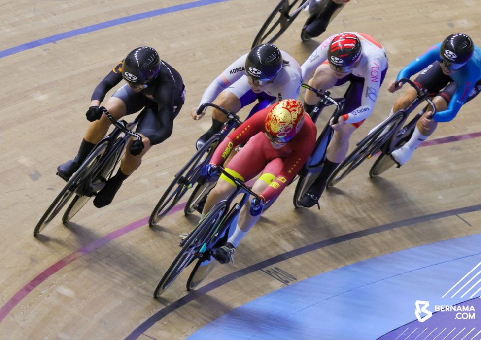 土耳其UCI国家杯|女麒麟赛与对手相撞摔车  努鲁伊莎紧急送院幸无碍