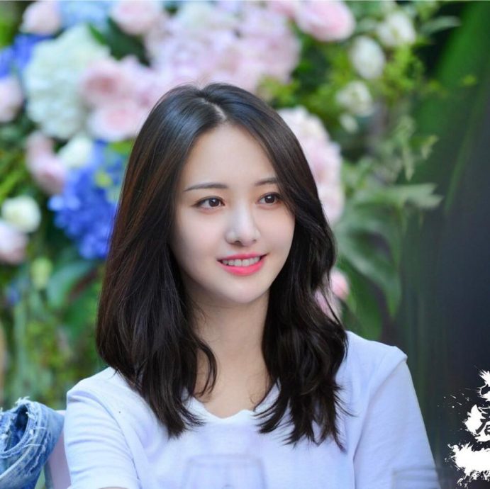 富豪子怒控“被包养还怀孕” 郑爽不认当小三遭打脸