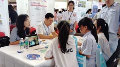 中国高等教育展 | 林国元：提升竞争力    鼓励学生赴中深造