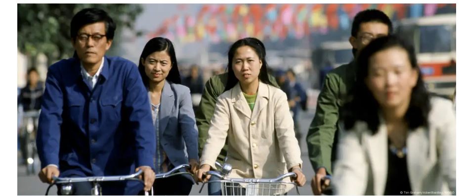 德国之声| 中国女性的生育之痛:从一胎化到催生的两代母女对话