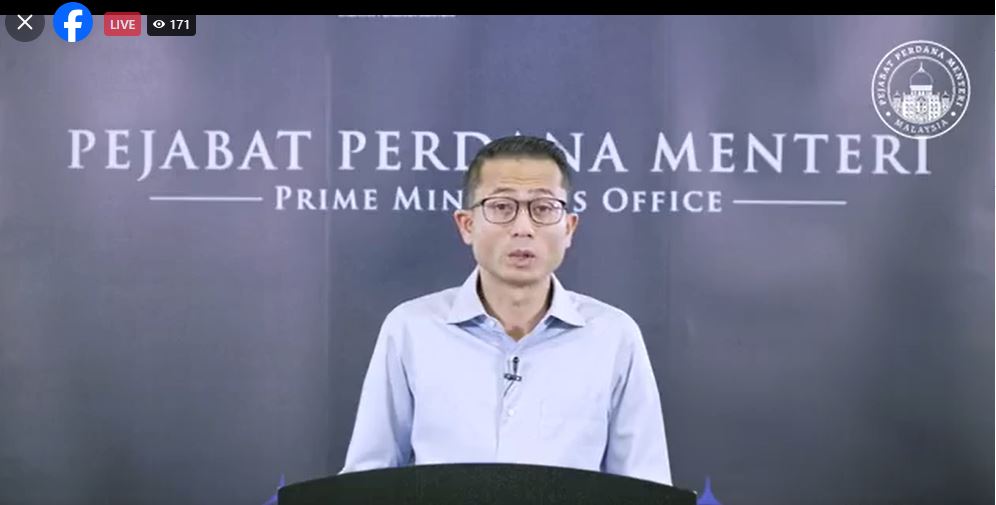 恶搞卡瓦第舞遭罚／盼事件划句点 安华与3DJ开斋