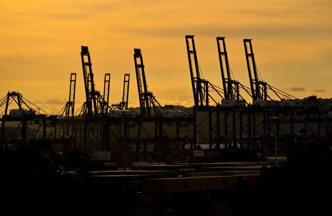 未请示卖巴拿马业务李嘉诚疑触怒北京