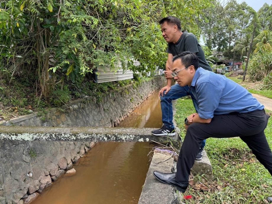 柔：版头之一：金河花园淹水梦魇卷土重来，居民最怕下雨天