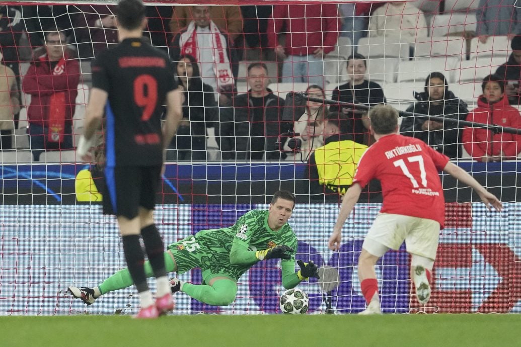 欧冠杯16强首回合| 拉菲尼亚“一锤定音” 巴塞宾至如归16场不败