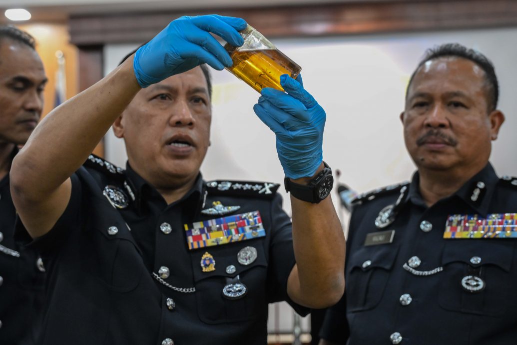 毒品混入电子烟液 每瓶卖RM250·警逮捕4毒贩 起逾千万毒品