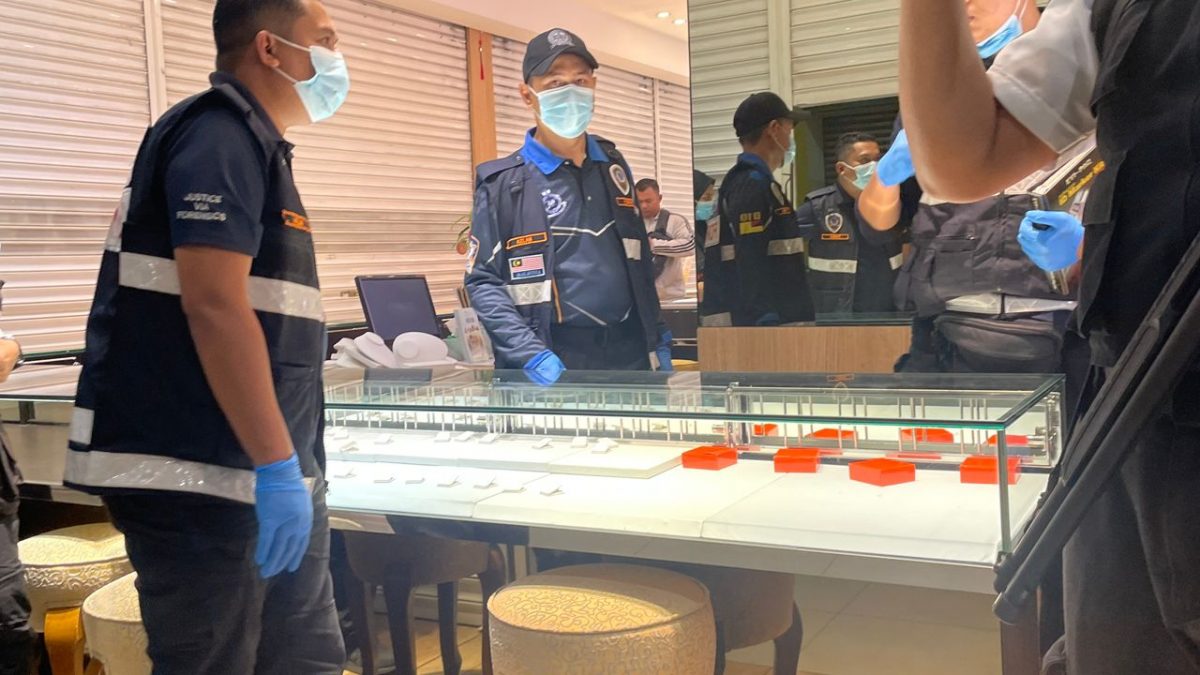 汝来金店抢劫案,警方:匪徒有3人,其中一人疑持枪