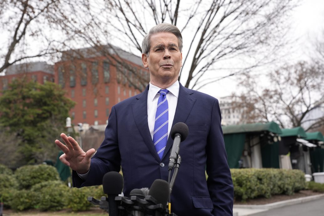 特朗普任内不会有经济衰退?美财长:“无法保证”