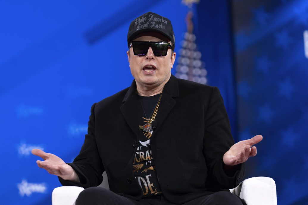 特朗普泽连斯基白宫对骂!马斯克补一枪:美国的3500亿去哪了