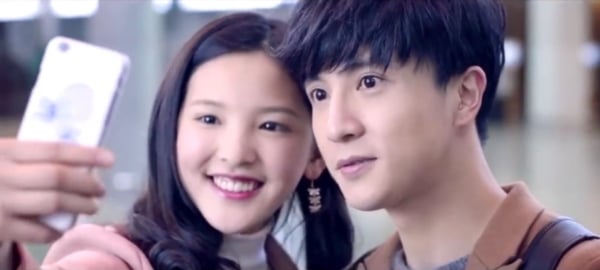 章若楠10年前“婴儿肥”照被挖　颜值变化遭疑微整