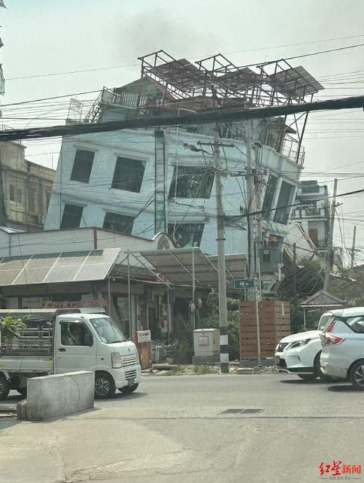 缅甸地震后首夜：中文老师带孩子家门口打地铺　华商免费提供食物