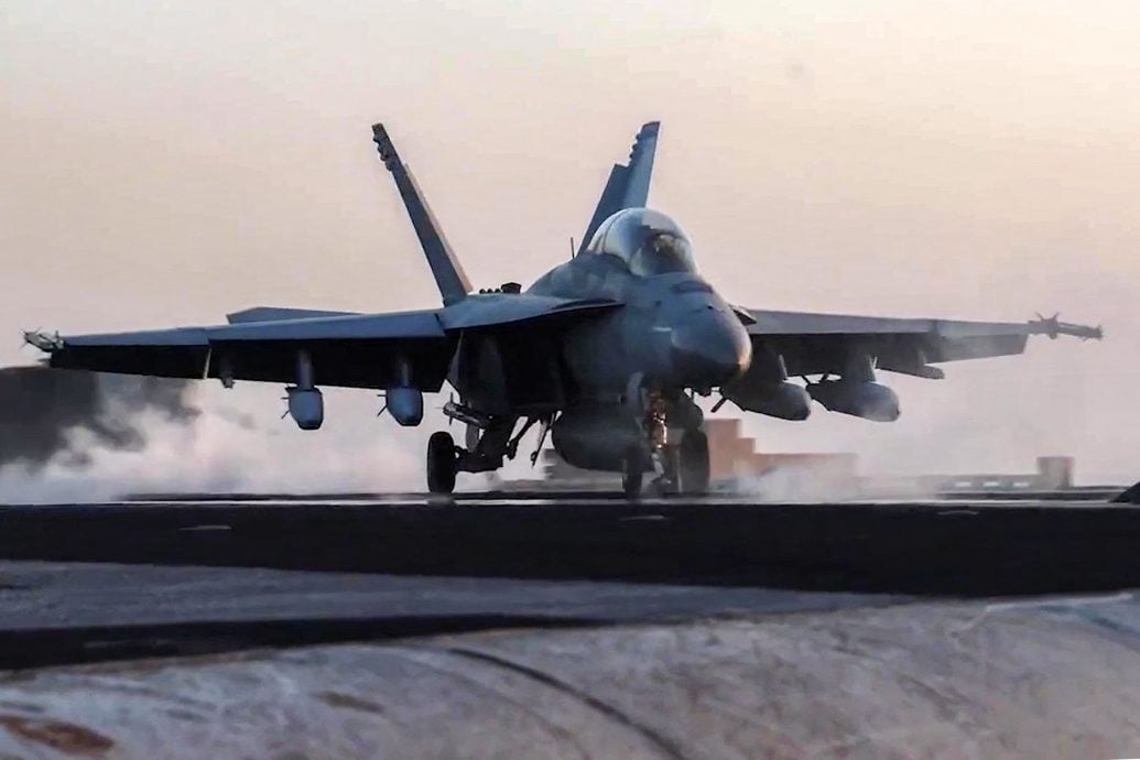 胡塞武装频袭美国船只 特朗普今后要伊朗负责