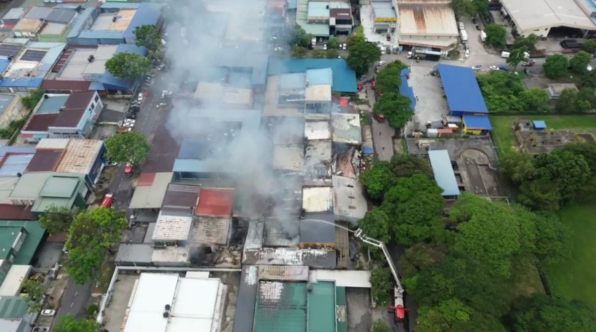 蒲种工业园火灾 涉7工厂与货仓