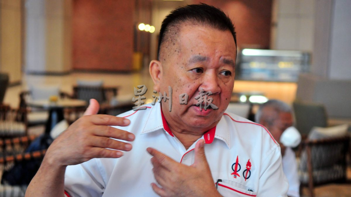 赖国平相信中央代表足够成熟 不会受“保神送神”论和黑函影响