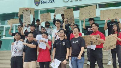 2学生会组织抨改革系统无下文  吁马大速废学费清零政策