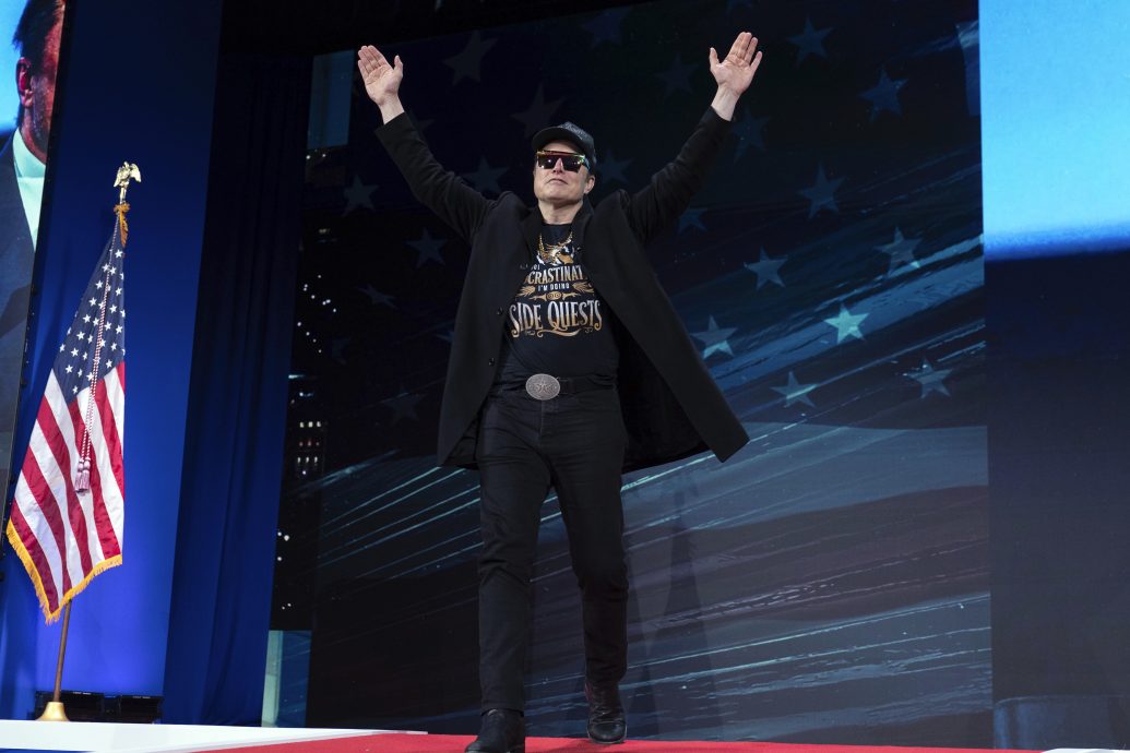 马斯克：“他们不仅想杀了我，还想亵渎我的尸体”