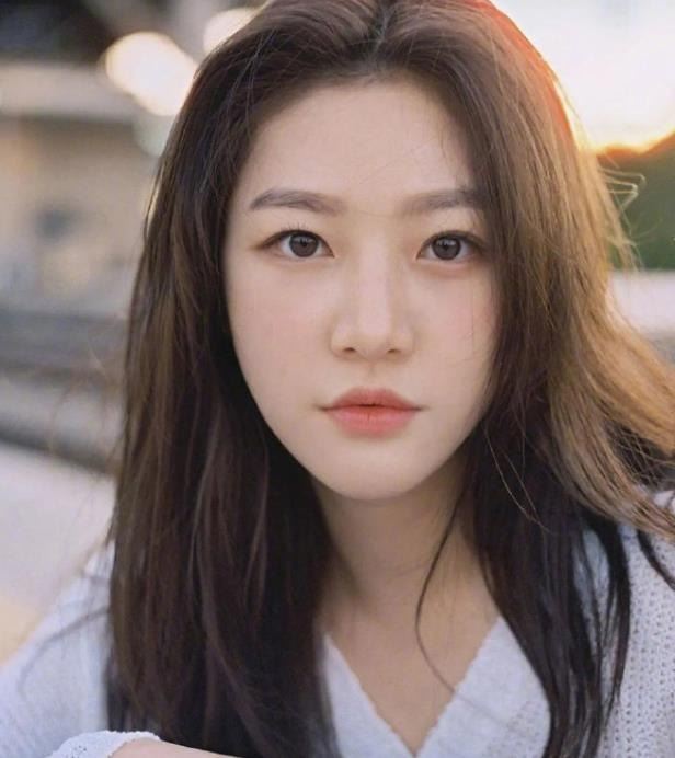 驳曾交往15岁金赛纶被反呛 金秀贤遭质疑恋童癖