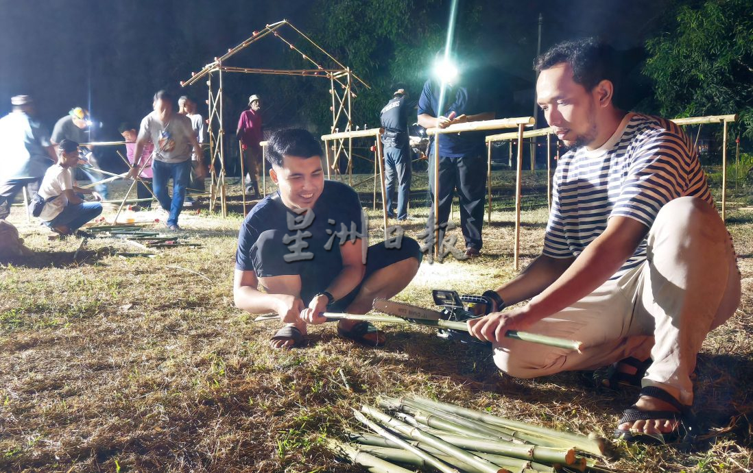 星角摄/开斋节前油灯重燃