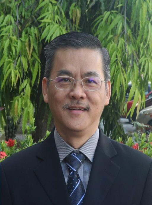 (古城版)学海副文:育民中学颁奖典礼,点亮学生努力的光芒