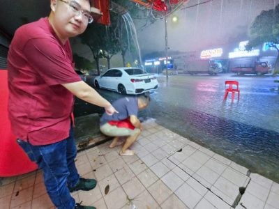 豪雨成灾  甲中央县32灾区