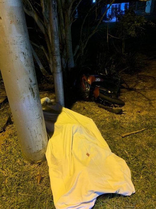 (古城版)表兄弟外出吃夜宵遇车祸 两人阴阳相隔
