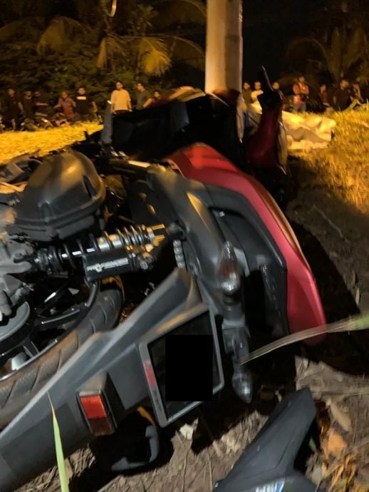 (古城版)表兄弟外出吃夜宵遇车祸 两人阴阳相隔