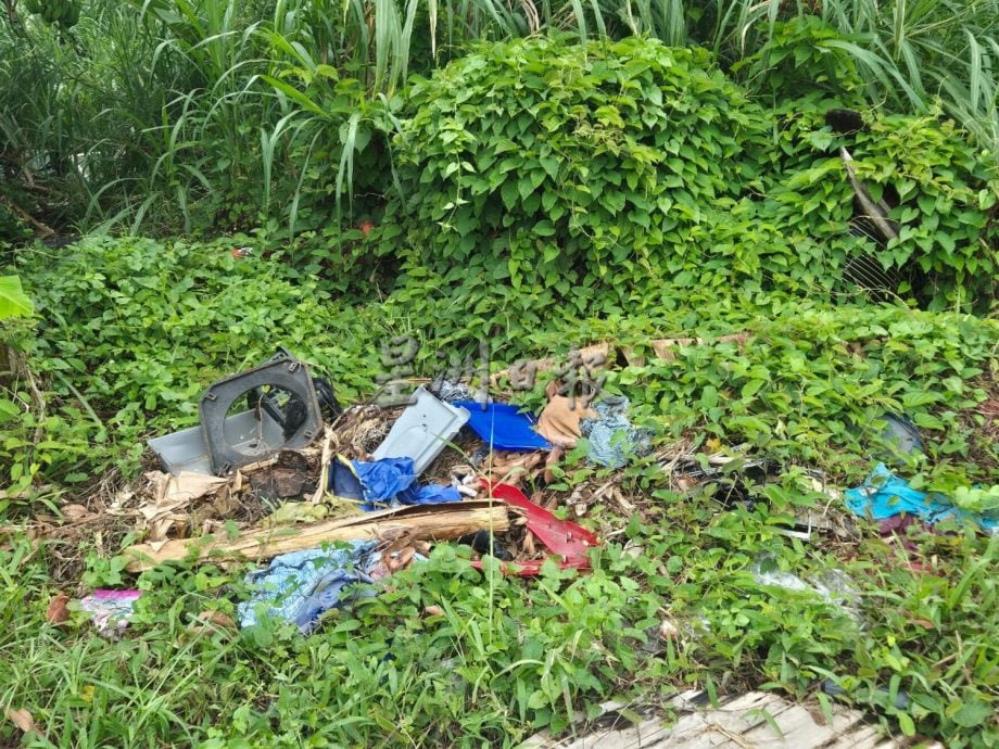 （古城第六版主文）甘榜地区没有收垃圾服务