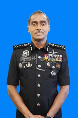 （已签发）全国：拒截查朝警开数枪   63岁通缉犯遭警方歼灭