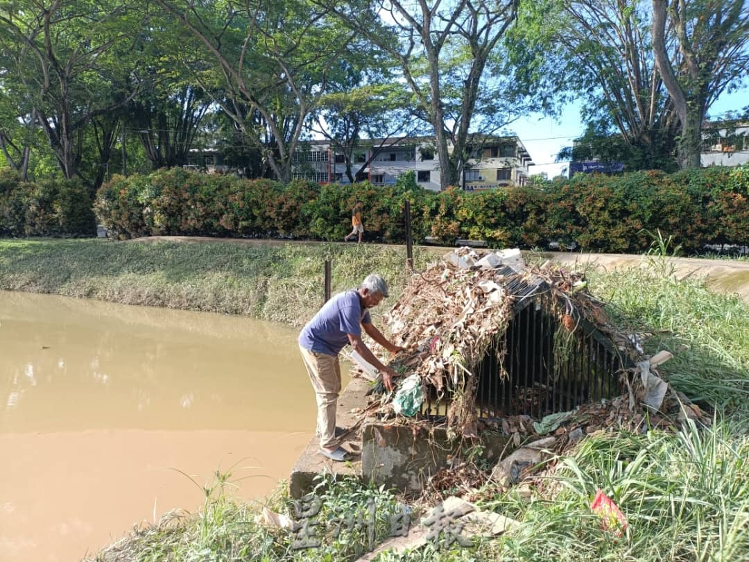 民生特工队：防洪池和沟渠满溢，困扰古来21哩商民