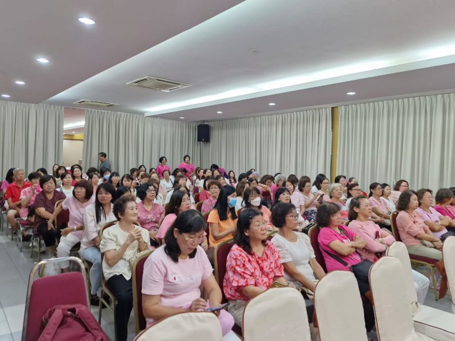 銮中华公会三八妇女节庆祝会 鼓励女性定期检查健康