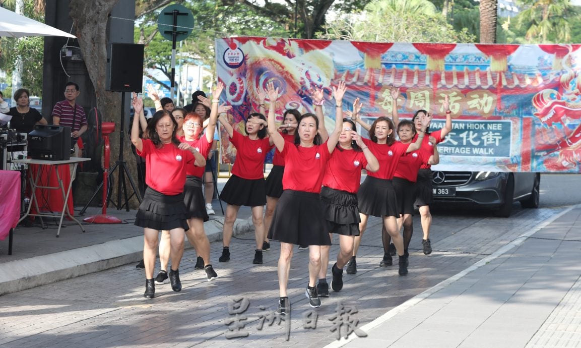 陈旭年文化街庆三八妇女节  各妇女组表演者展现女力满满