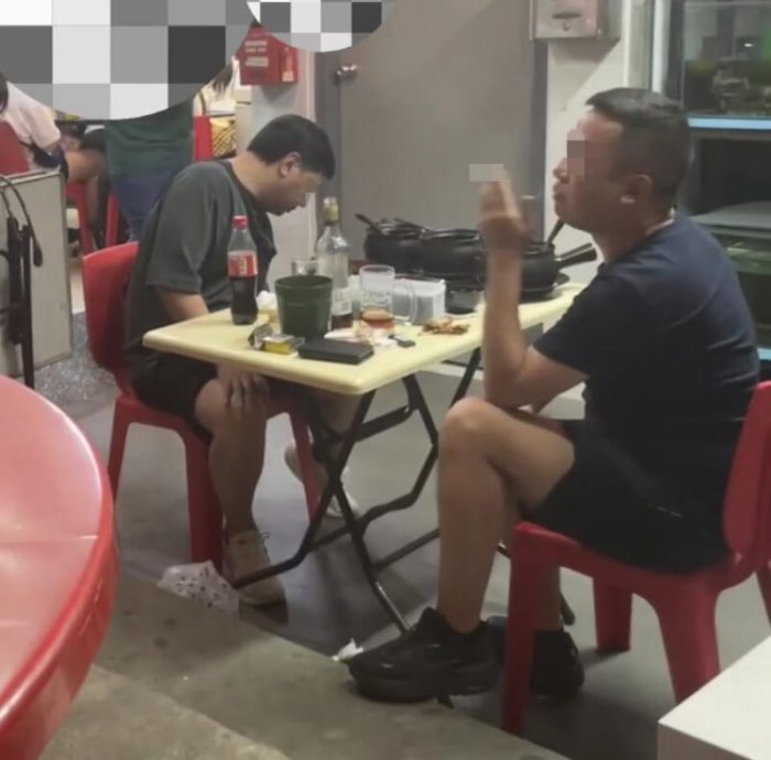 (已签发)柔:狮城二三事:孕妇劝莫抽烟 男子怒泼粥 当场被捕