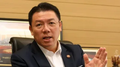 倪可敏：邀议员参与了解城市翻新法  4月29考察急需重建组屋
