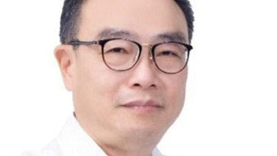 中六华文剔除中国文学史.黄振渊：须谨慎评估复查.别把华裔新生代当白老鼠