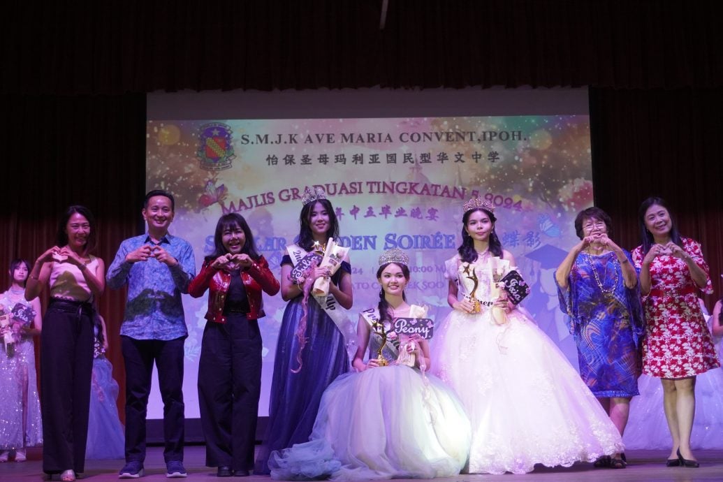 16/4学海学记|主文|圣母华中毕业晚宴 星光璀璨 多才多艺 