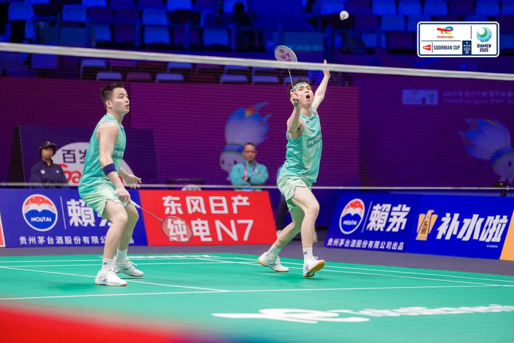 2025年苏迪曼杯羽球赛| 双双小组2连胜锁定8强  马（日）争夺盟主