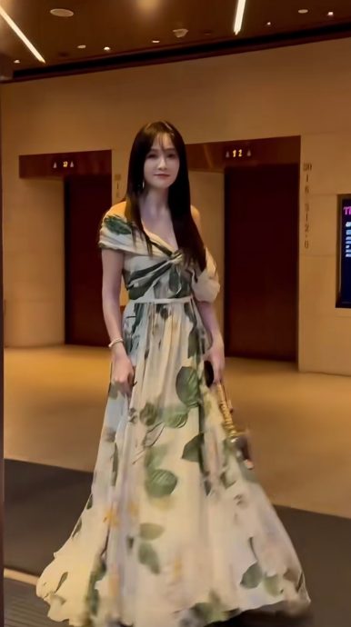 46岁生日嘟嘴放闪老公 陈乔恩被宠成公主