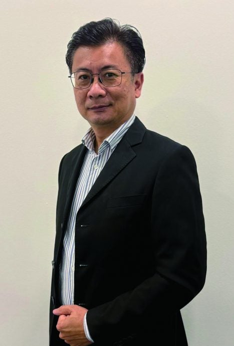 (4月21日见报) 晚年不保系列二| 医保费调涨 闹得满城风雨