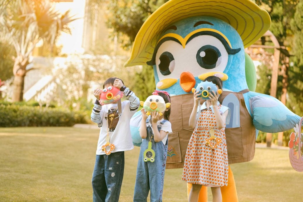 Galaxy Kidz provides colorful, creative play workshops for children to discover the pleasures of summer with Wavey the Peacock mascot and friends.