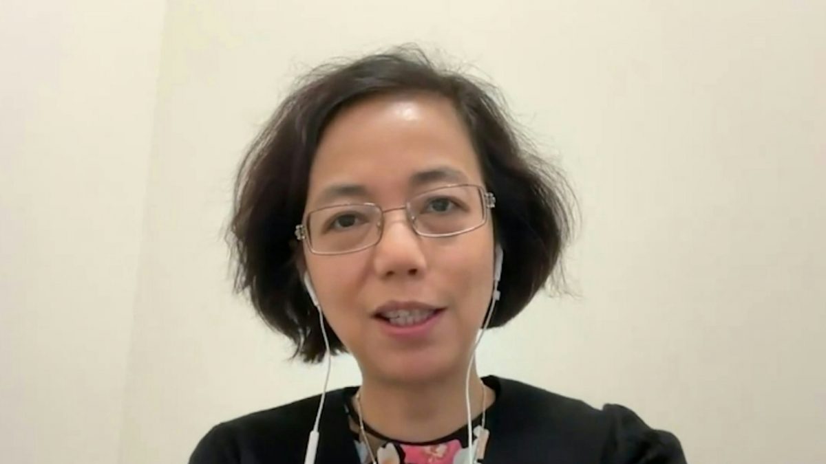 AI教母李飞飞报告 中美AI大模型差距仅0.3%