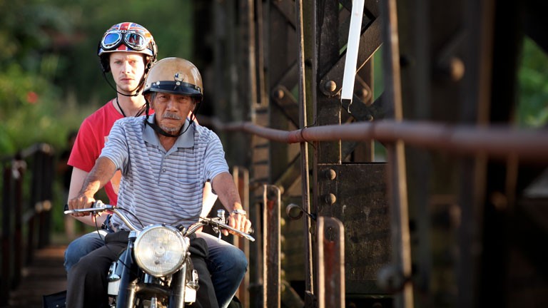 《一路有你》Uncle Frankie离世 素人爆红不敢穿短裤出门