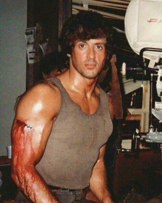 《第一滴血》94岁名导离世 史泰龙发文哀悼