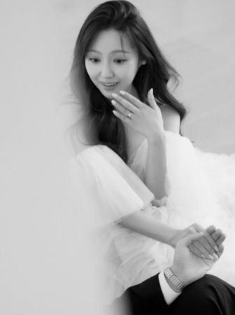 与圈外男友爱情长跑7年 miss A Min报喜：6月结婚