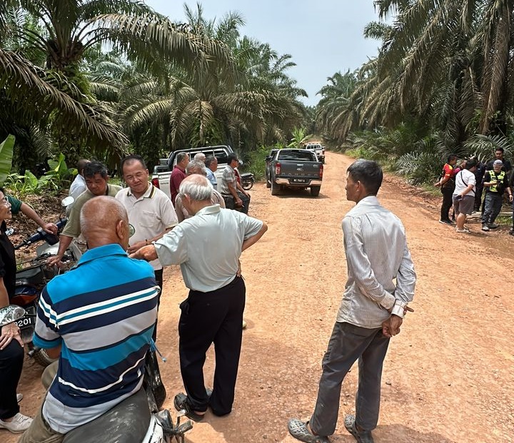 东:巴也朗财团风波 垦殖民试阻砍果