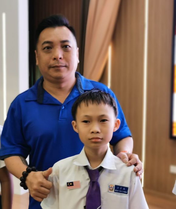 东:推介礼