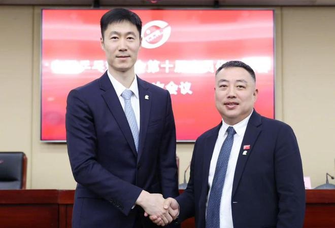 中国乒总人事重磅变动    刘国梁辞会长职（王励勤接任）