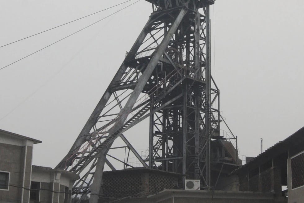 中国限制出口 香港海关起获2.5万公斤锑