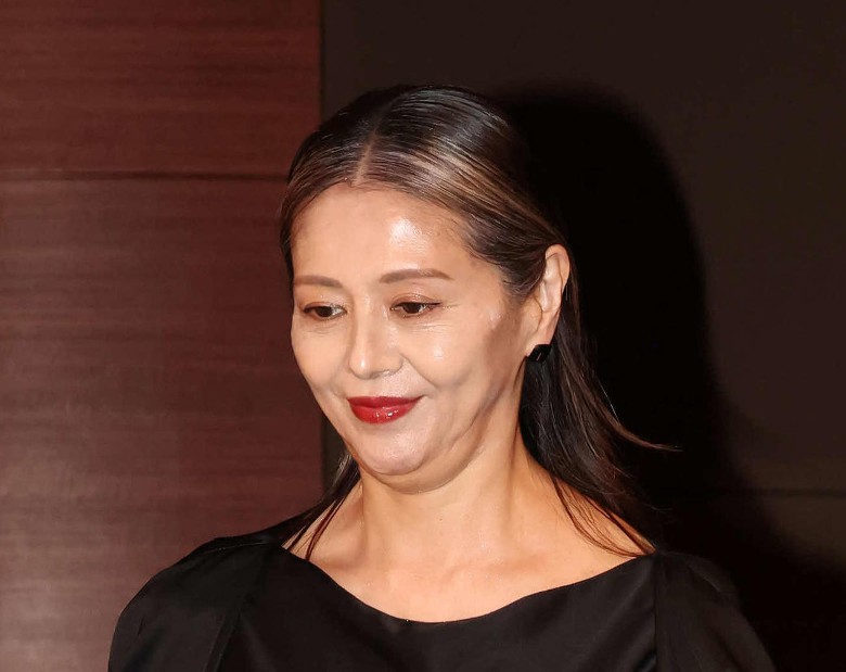 中山美穗东京万人献花 妹妹泪别:还不想说再见