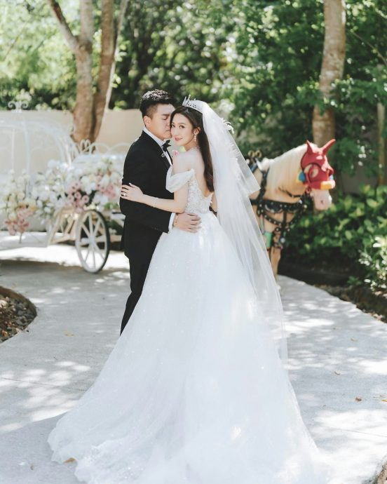 何依婷平安诞女 感叹：一切痛楚都值得