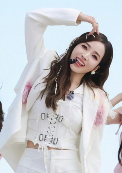 侯佩岑否认整鼻 曝动刀首选部位