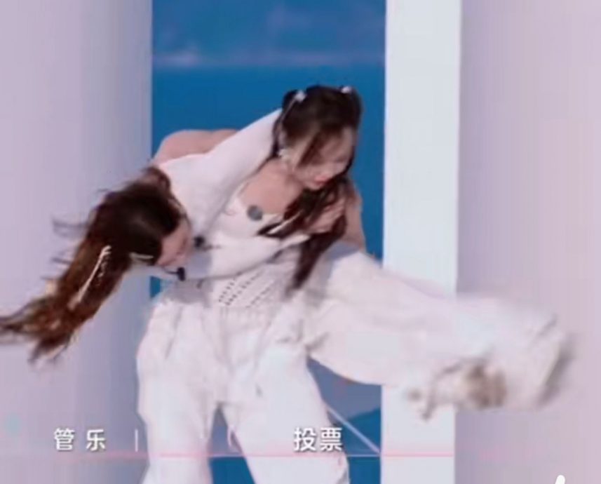 侯佩岑否认整鼻 曝动刀首选部位